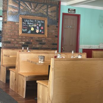 The Stove Restaurant - Breakfast & Brunch Near Me - Mammoth Lakes, California The Stove Restaurant - Breakfast & Brunch Near Me - Mammoth Lakes, California