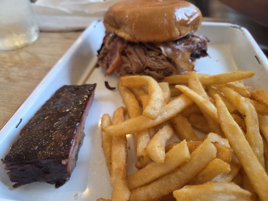 Cornbred Barbecue by null