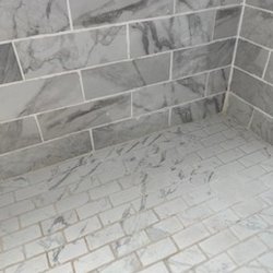Phillips Contractors - walls tiles horrible grout
