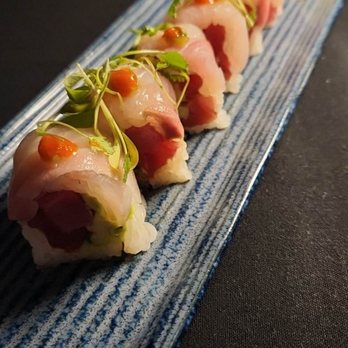 Kaviar Restaurants - Pasadena - Amberjack Bluefin Tuna Roll - Sushi Bars Near Me - Pasadena, California Kaviar Restaurants - Pasadena - Amberjack Bluefin Tuna Roll - Sushi Bars Near Me - Pasadena, California