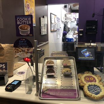 Insomnia Cookies - Display - Desserts Near Me - Atlanta, Georgia Insomnia Cookies - Display - Desserts Near Me - Atlanta, Georgia
