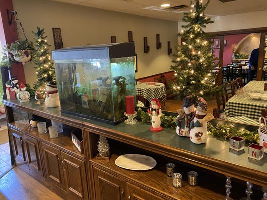 Ann & Tony's by null