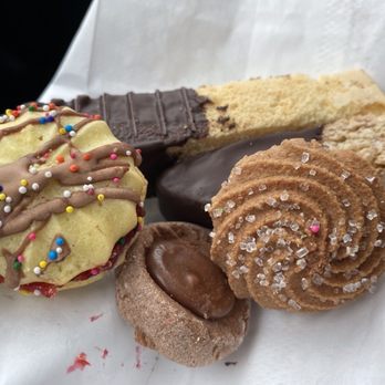 Giuseppina's Italian Bakery - Sampling of Italian Cookies - Bakeries Near Me - South Windsor, Connecticut