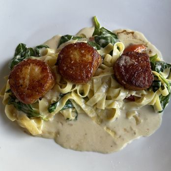 Fathoms Restaurant & Bar - Scallops and fettuccine - New American Near Me - Cape Coral, Florida Fathoms Restaurant & Bar - Scallops and fettuccine - New American Near Me - Cape Coral, Florida