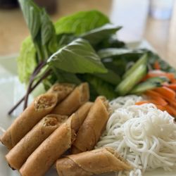 Stadium Pho - Spring rolls