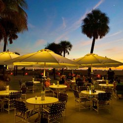 Thunderbird Beach Resort - Tiki Bar at Thunderbird Beach Resort