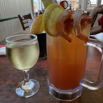 Phil's Fish Market & Eatery - Riesling and michelada - Seafood Near Me - Castroville, California Phil's Fish Market & Eatery - Riesling and michelada - Seafood Near Me - Castroville, California