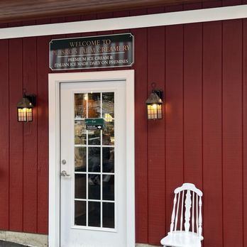 Plasko's Farm - Ice Cream & Frozen Yogurt Near Me - Trumbull, Connecticut