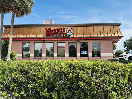 Wendy's by null
