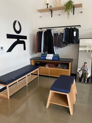 Sweat Yoga West Hollywood by null