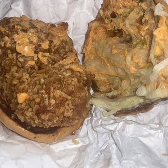 Scratch & Co - Chicken sandwich - Cocktail Bars Near Me - Pittsburgh, Pennsylvania