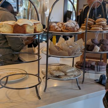 Housewife - Pastry case - Breakfast & Brunch Near Me - Grandview, Missouri Housewife - Pastry case - Breakfast & Brunch Near Me - Grandview, Missouri