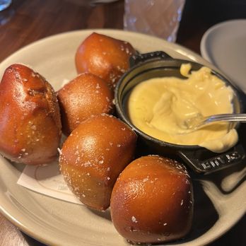 The Henry - Pretzels & Provolone Fondue - New American Near Me - Carlsbad, California