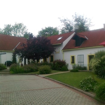 Český statek - Dvorek - Hotels Near Me - Prague, Puerto Rico Český statek - Dvorek - Hotels Near Me - Prague, Puerto Rico