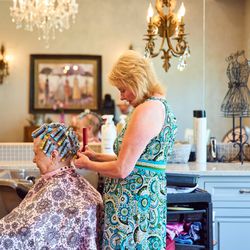 The Renaissance at Coeur d'Alene - Residents enjoy the convenience and luxury of our onsite beauty, barber, and spa, Salon Chic.