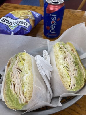 Berge's Sandwiches by null