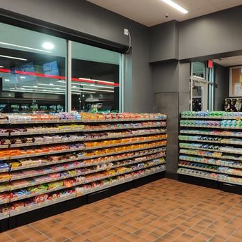 QuikTrip - a view of a grocery store - Convenience Stores Near Me - Addison, Illinois