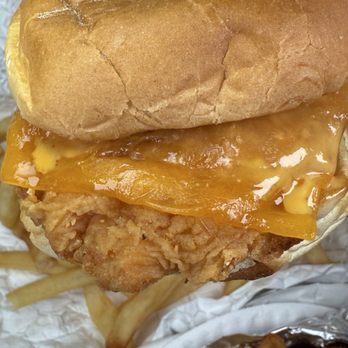 KluckHaus - Burgers Near Me - Brookline, Massachusetts