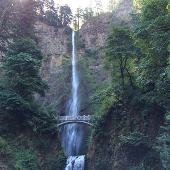 Multnomah Falls - Multnomah Falls...where no hike is needed. - Hiking Near Me - Bridal Veil, Oregon Multnomah Falls - Multnomah Falls...where no hike is needed. - Hiking Near Me - Bridal Veil, Oregon