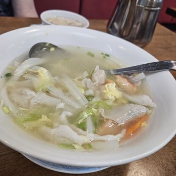 JW China Wok - Bowl of Wor Wonton Soup - Chinese Near Me - Redlands, California JW China Wok - Bowl of Wor Wonton Soup - Chinese Near Me - Redlands, California