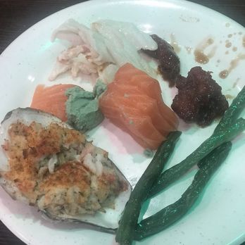 Buffet City - Crab meat salad, tuna sashimi, steamed green beans, Szechuan Beef, and Oysters Rockefeller - Buffets Near Me - St. Petersburg, Florida Buffet City - Crab meat salad, tuna sashimi, steamed green beans, Szechuan Beef, and Oysters Rockefeller - Buffets Near Me - St. Petersburg, Florida