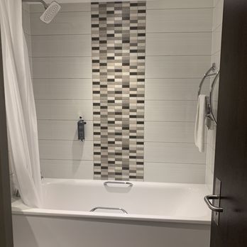 Premier Inn - Hotels Near Me - Longford, XGL