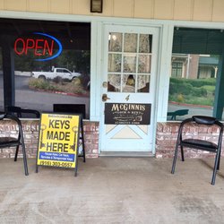 McGinnis Lock & Key