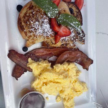 Jeannine's Bakery & Restaurant - French toast - Bakeries Near Me - Montecito, California Jeannine's Bakery & Restaurant - French toast - Bakeries Near Me - Montecito, California