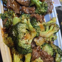 Hong Kong Express - Broccoli beef