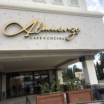 Almuerzo Café - Breakfast & Brunch Near Me - Tustin, California