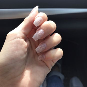 D Diamond Nails - Nail Salons Near Me - Hallandale Beach, Florida
