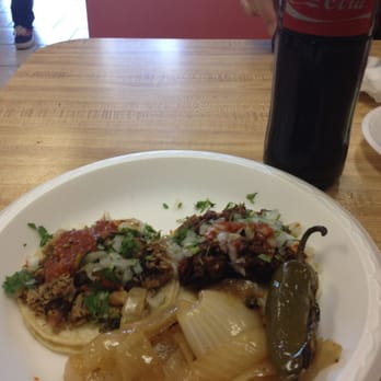 Taqueria Metro Basilica - Mexican Near Me - La Puente, California