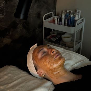 Hiraya Glow Bar - Skin Care Near Me - Poway, California Hiraya Glow Bar - Skin Care Near Me - Poway, California
