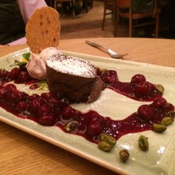 Vox Drink&Dine - Warmes Schokoladen-Törtchen mit Chili-Kirschkaramell