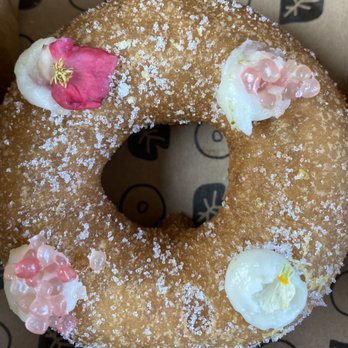Holey Grail Donuts - L&L: Meyer Lemon sugar rolled Tahitian Lime Curd citrus "caviar". Pretty! - Donuts Near Me - Honolulu, Hawaii Holey Grail Donuts - L&L: Meyer Lemon sugar rolled Tahitian Lime Curd citrus "caviar". Pretty! - Donuts Near Me - Honolulu, Hawaii