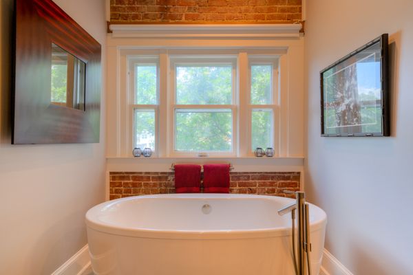 Big Time Plumbing Logo