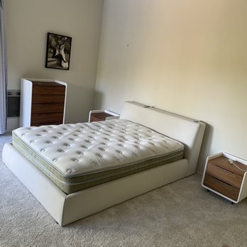 BZ Moving - Master bedroom - Movers Near Me