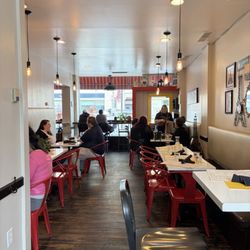 Le Crepe - Dining room