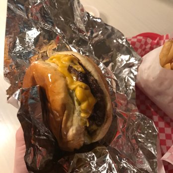 Small Cheval- Riverside - Burgers Near Me - Chicago, Illinois