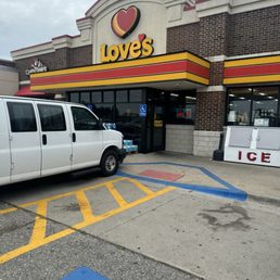 Exterior outside entrance of Love's Travel Stop - Newton, Iowa Exterior outside entrance of Love's Travel Stop - Newton, Iowa