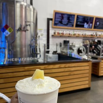 Buzzed Bull Creamery - Desserts Near Me - Pigeon Forge, Tennessee