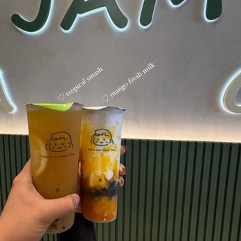 Jam Jam Tea Lab - tropical smash with agar boba (left) and mango fresh milk with honey boba (right) - Bubble Tea Near Me - Irvine, California Jam Jam Tea Lab - tropical smash with agar boba (left) and mango fresh milk with honey boba (right) - Bubble Tea Near Me - Irvine, California