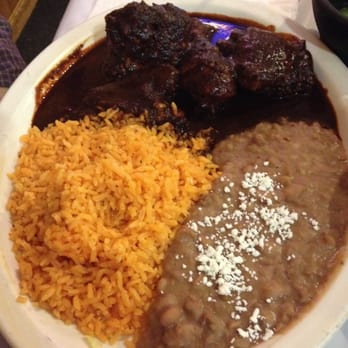 La Malinche Restaurant - chicken with mole sauce - Mexican Near Me - Rahway, New Jersey