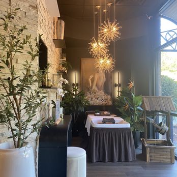 Mava Lash & Head Spa - The front - Eyelash Service Near Me - Johns Creek, Georgia Mava Lash & Head Spa - The front - Eyelash Service Near Me - Johns Creek, Georgia