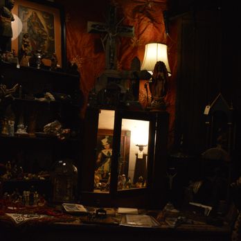 Curiosities - Antiques Near Me - Dallas, Texas