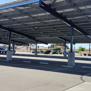 Walker Junior High School - Solar Panels/Parking lot - Middle Schools & High Schools Near Me - La Palma, California Walker Junior High School - Solar Panels/Parking lot - Middle Schools & High Schools Near Me - La Palma, California