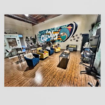 Hawaii CPR To Go - Classroom spaces. Promotes a comfy atmosphere conducive to learning. - CPR Classes Near Me - Waipio, Hawaii Hawaii CPR To Go - Classroom spaces. Promotes a comfy atmosphere conducive to learning. - CPR Classes Near Me - Waipio, Hawaii