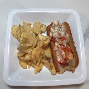 Luke's Lobster Rittenhouse - Lobster Roll - Seafood Near Me - Philadelphia, Pennsylvania Luke's Lobster Rittenhouse - Lobster Roll - Seafood Near Me - Philadelphia, Pennsylvania