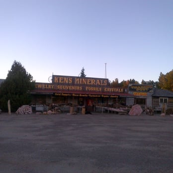 Ken's Minerals & Trading Post - Gemstones & Minerals Near Me - Custer, South Dakota Ken's Minerals & Trading Post - Gemstones & Minerals Near Me - Custer, South Dakota