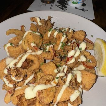 Tate’s - Crispy Calamari - Venues & Event Spaces Near Me - Middletown, Connecticut
